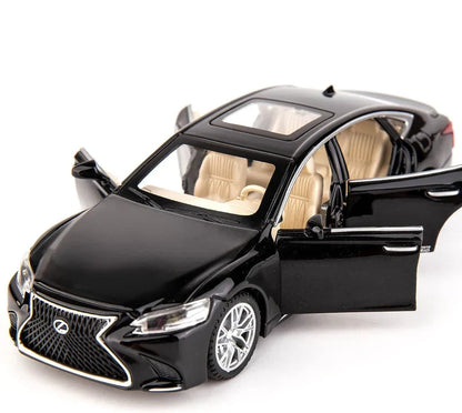 Lexus Ls500h 1:24 Diecast Scale Model Car
