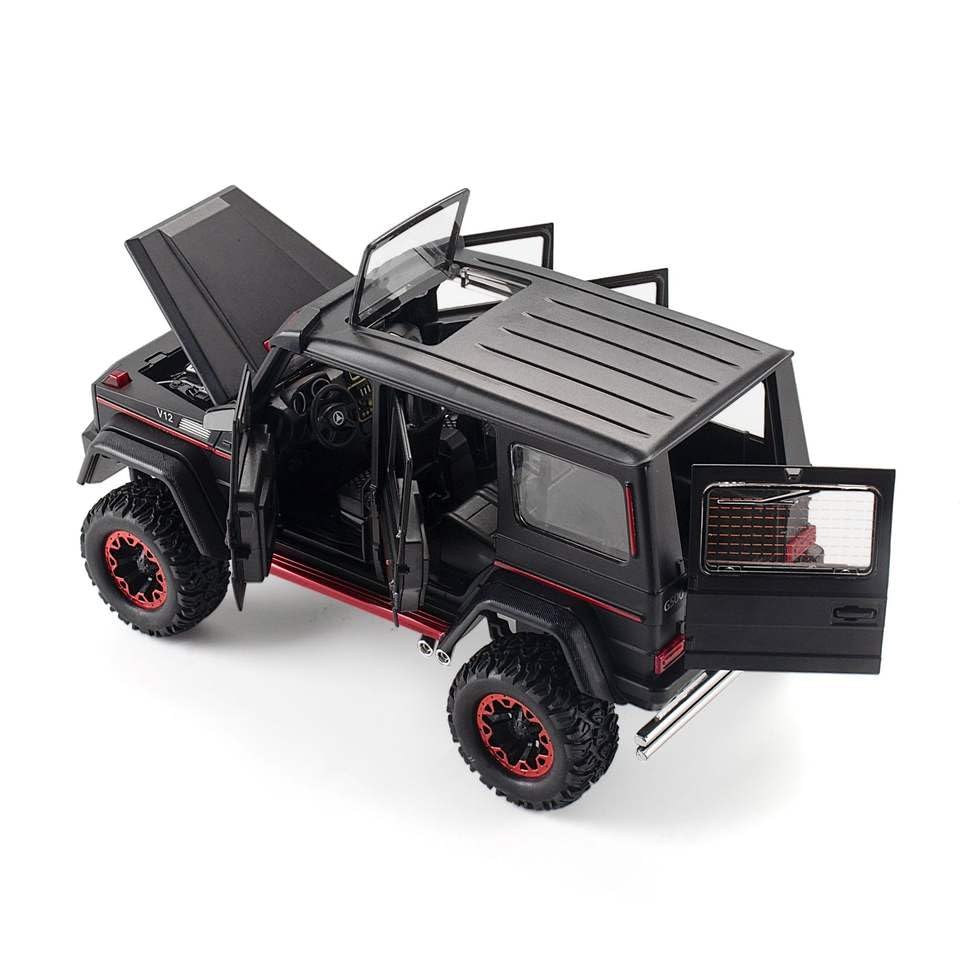 Mercedes Amg G500 4x4 1:18 Diecast Scale Model Car