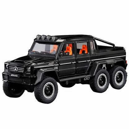 Mercedes Benz G63 AMG 6x6 1:18 Diecast Scale Model Car