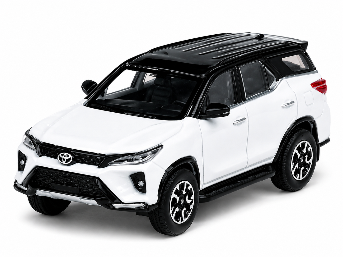 Fortuner Diecast 1:24 Scale Model Car