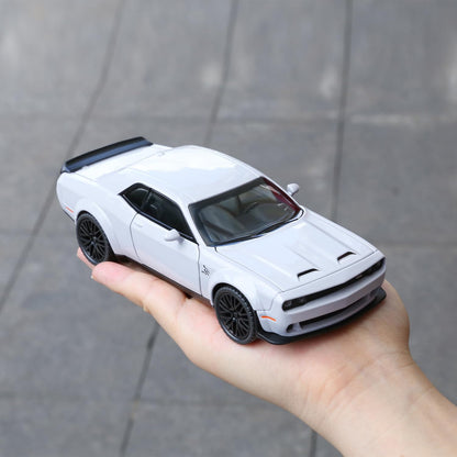 Dodge Challenger SRT Hellcat 1:18 Diecast Scale Model Car - Big Size