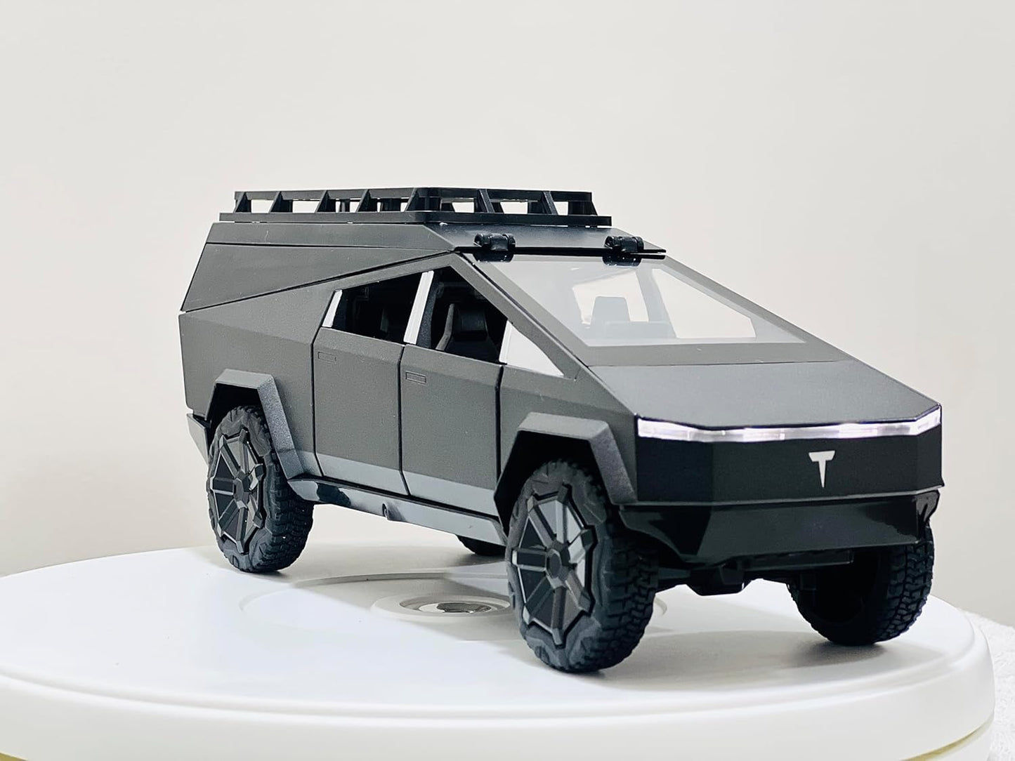 Tesla Cybertruck Camping Vehicle 1:18 Diecast Scale Model Car