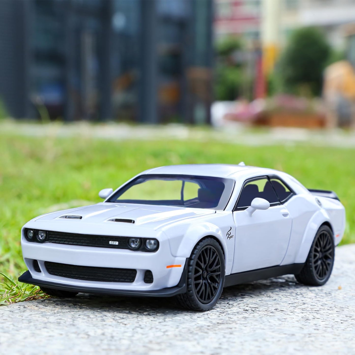 Dodge Challenger SRT Hellcat 1:18 Diecast Scale Model Car - Big Size