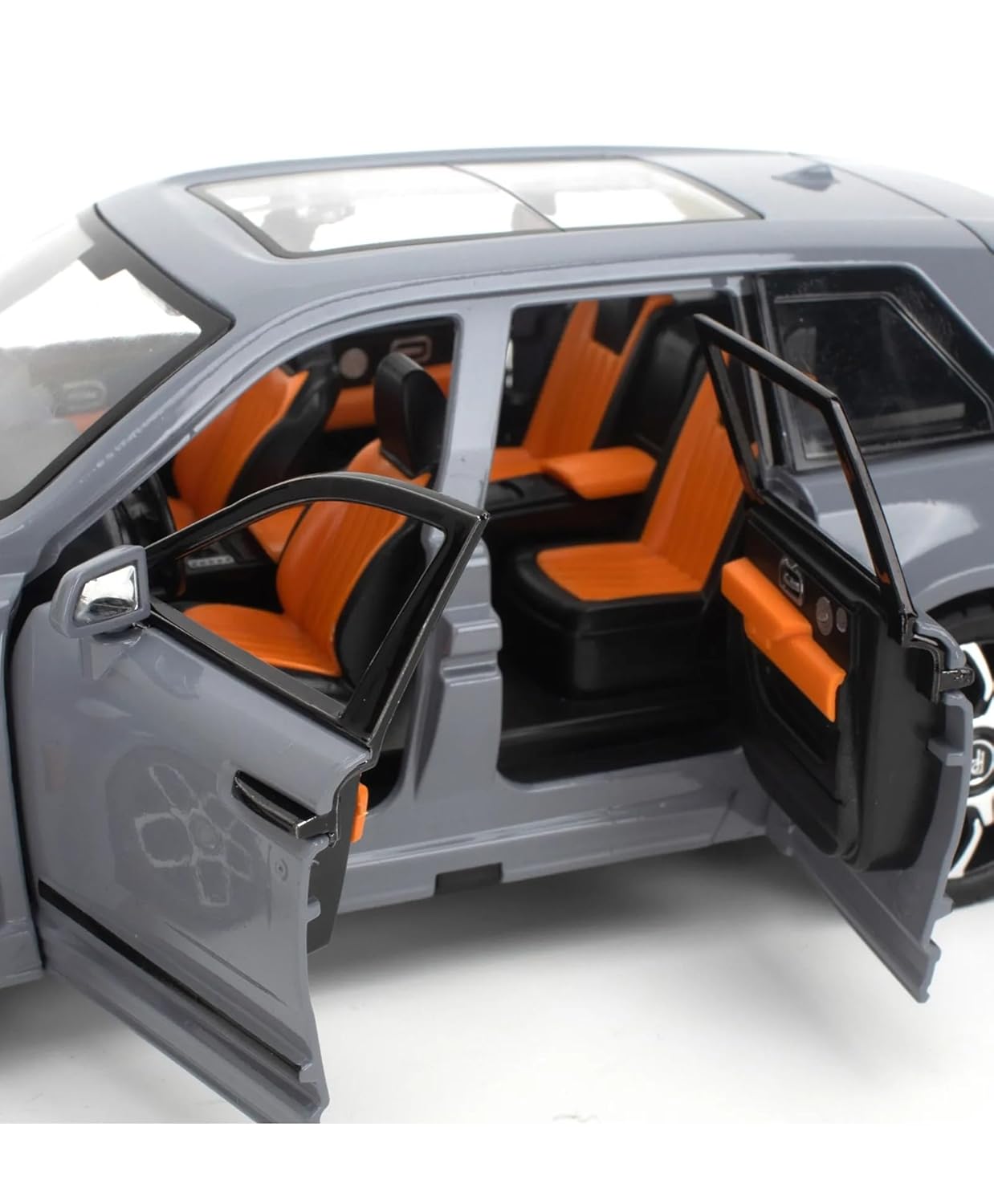 Rolls Royce Cullinan 1:24 Diecast Scale Model Car