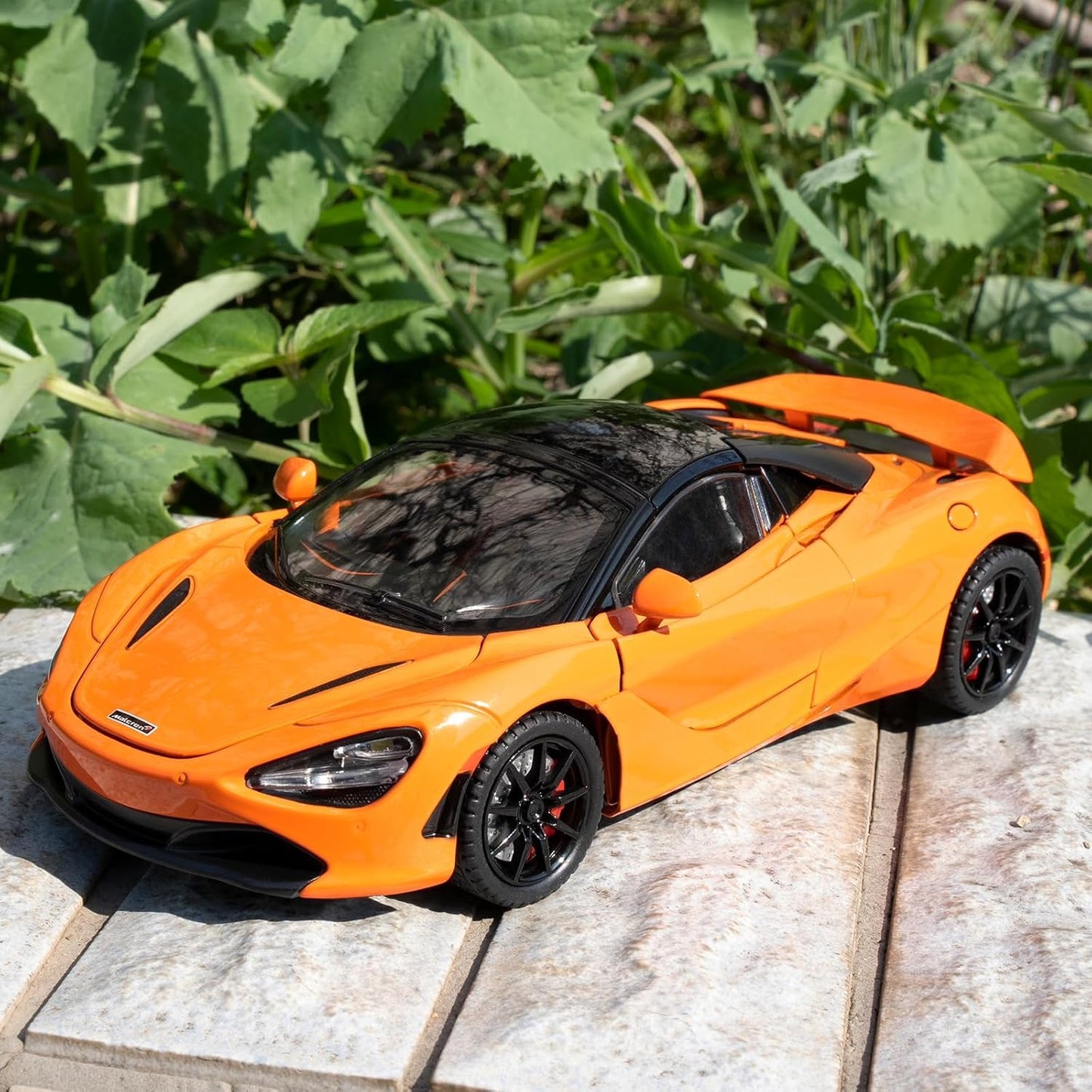 Mclaren 720s 1:24 Diecast Scale Model Car