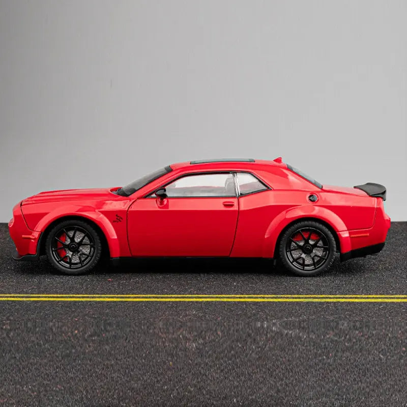 Dodge Challenger SRT Hellcat 1:18 Diecast Scale Model Car - Big Size