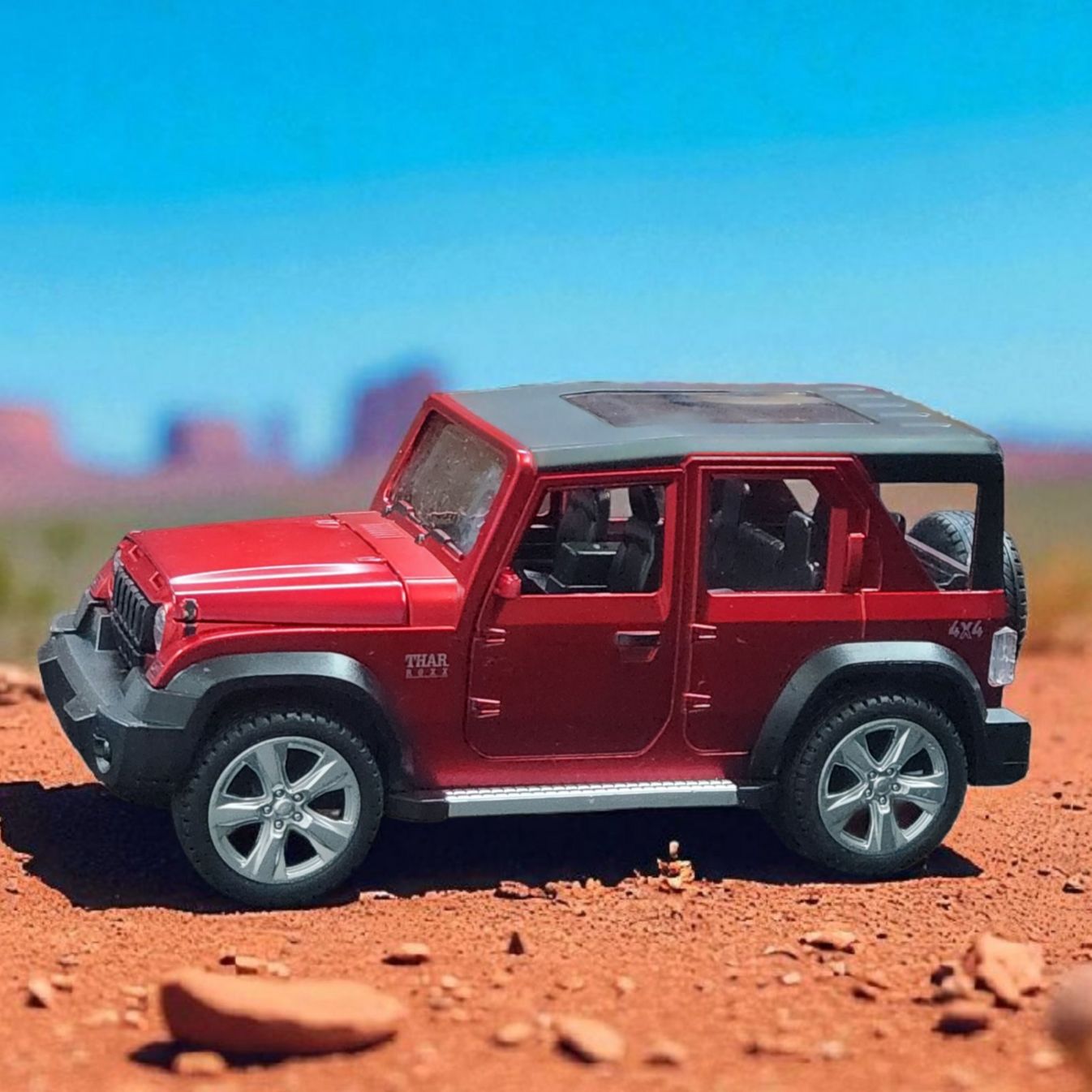Thar Roxx 1:24 Diecast Scale Model Car