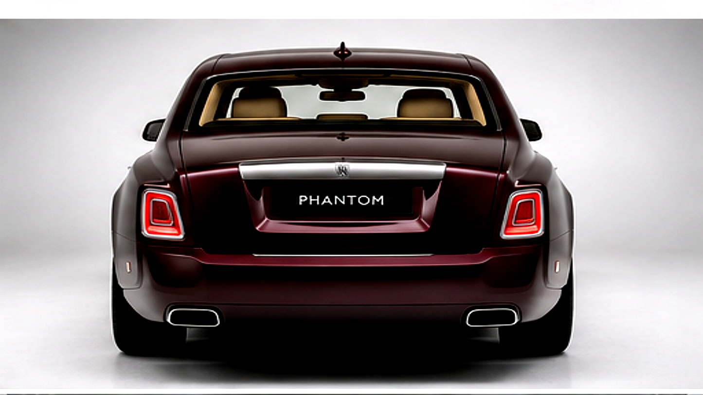 Rolls Royce Phantom Maroon 1:24 Diecast Scale Model Car
