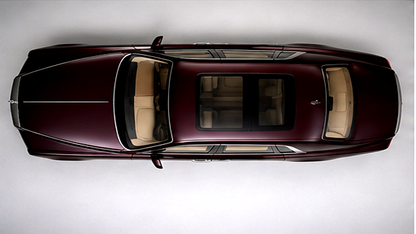 Rolls Royce Phantom Maroon 1:24 Diecast Scale Model Car